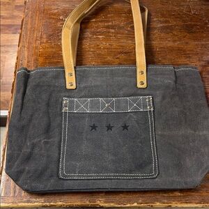 Stylish Black and Tan Tote Bag - Sixtease